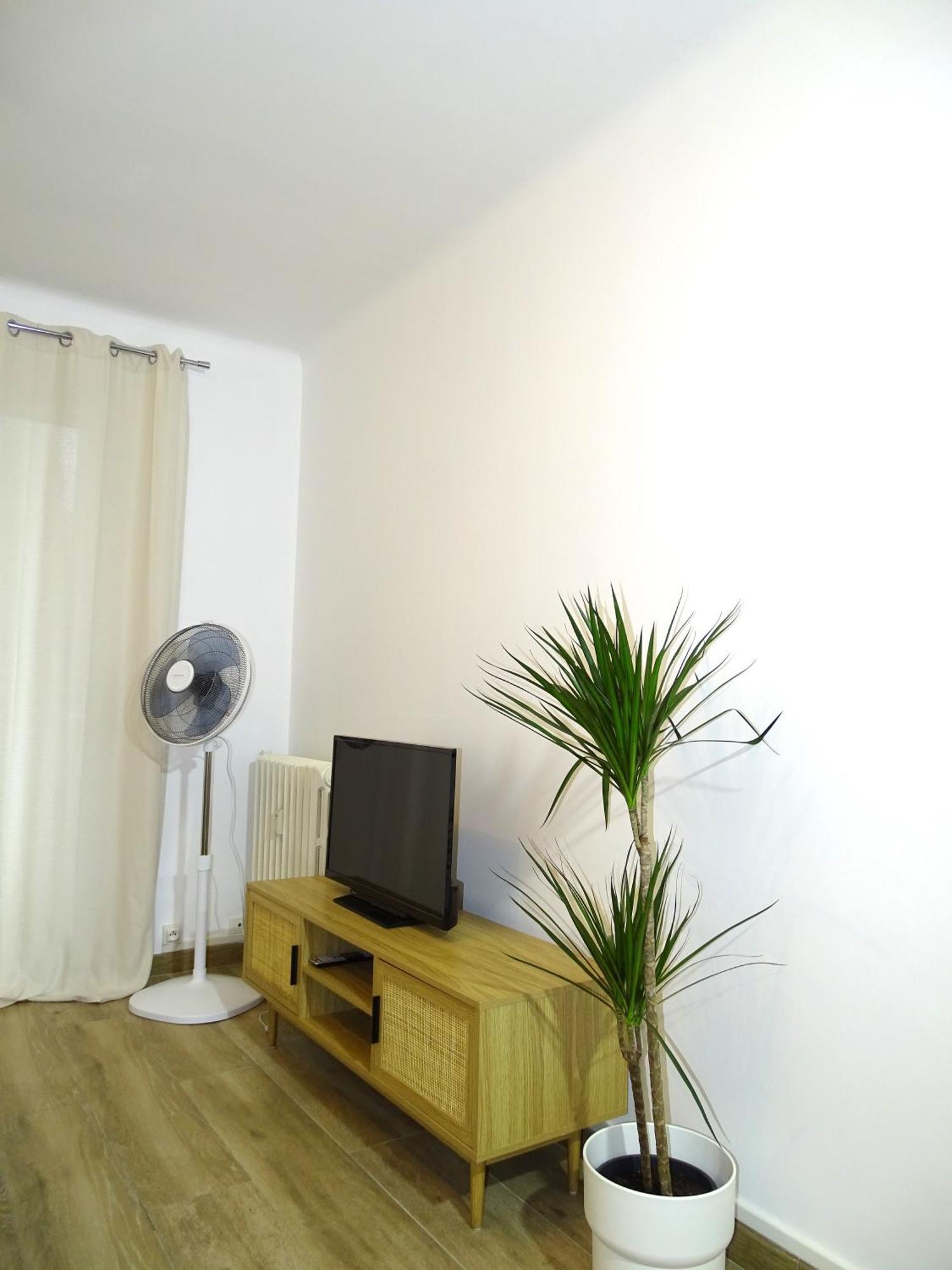 Tilia Jourdan-Studio Cosy Aix Centre-Cours Mirabeau-Parking-Wifi-Smart Tv-Rue Calme Aix-en-Provence Exterior photo